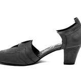 Christine Vintage Pumps (Garnet Cloak)