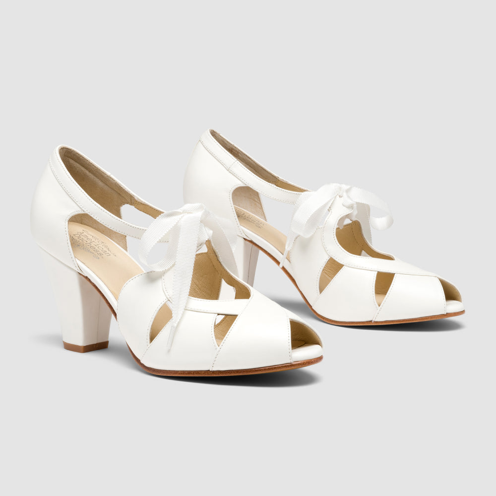 Cora Vintage Sandals (Ivory) – American Duchess