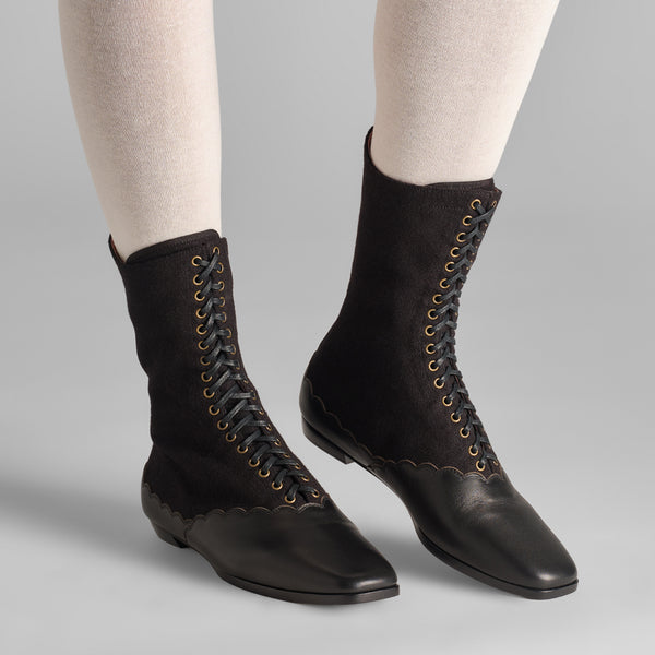 Balmoral Boots Wide (Black) – American Duchess