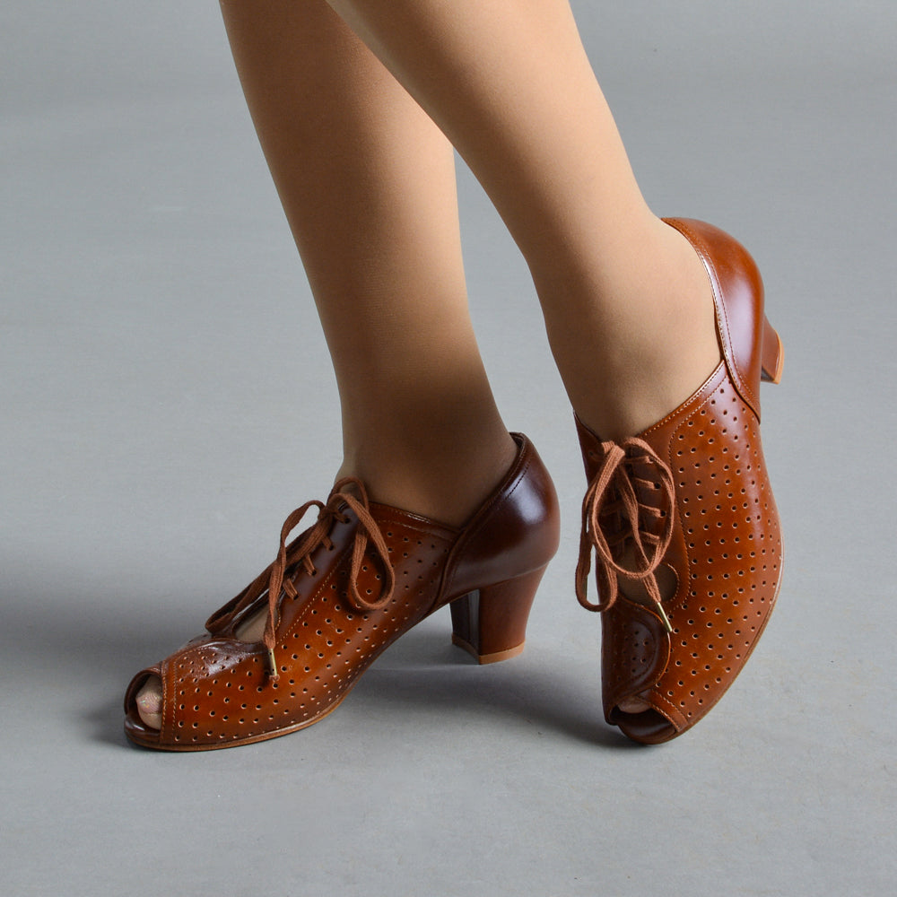 Jenny Women s Vintage Oxfords Chestnut Brown American Duchess