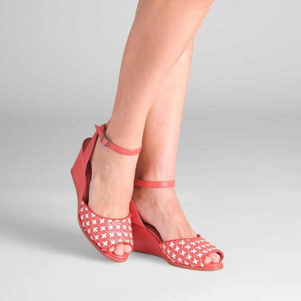 Judy 1940s Wedges (Red/Ivory) – American Duchess