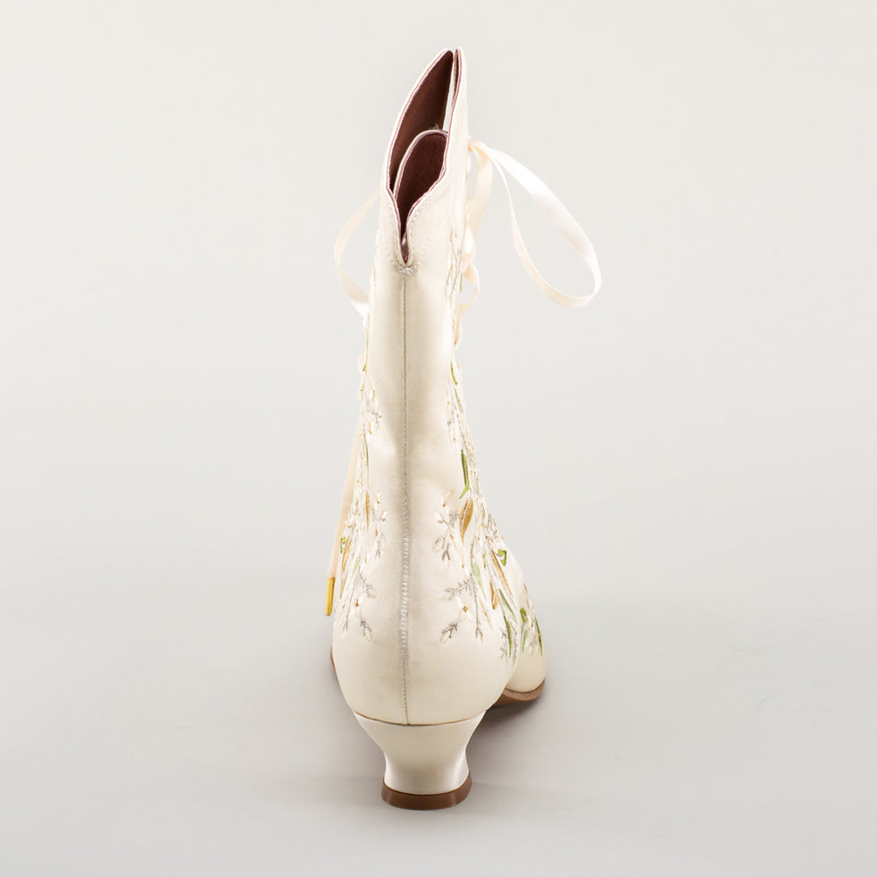 Flaura Boots