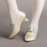 Primrose 18th Century Shoes (Ivory/Celadon Green)