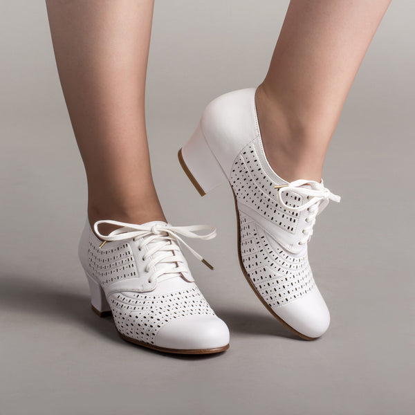 White heeled sale oxfords