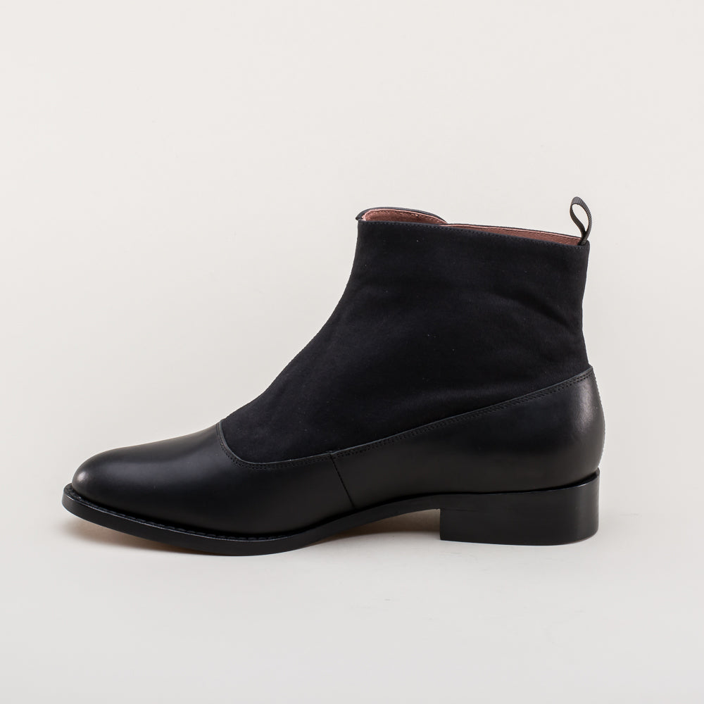 Bristol lace deals up boot