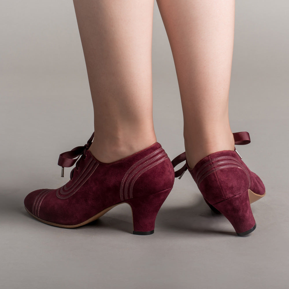 Merlot colored heels store
