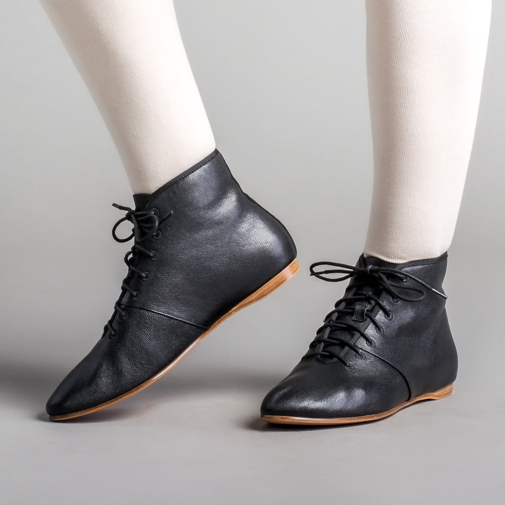 American Leather Duchess Regency Emma Women\'s – (Black) Boots