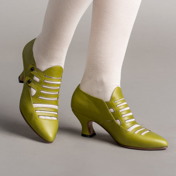 endora-1890s-witch-shoes-green