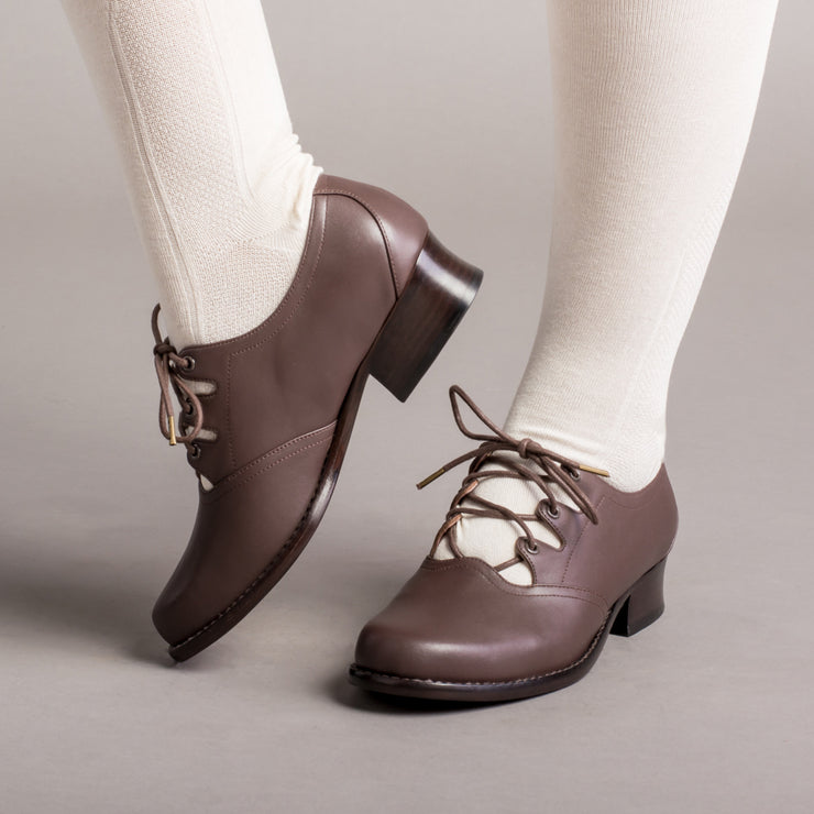 Rutherford Brown Leather Bottom Ghillie