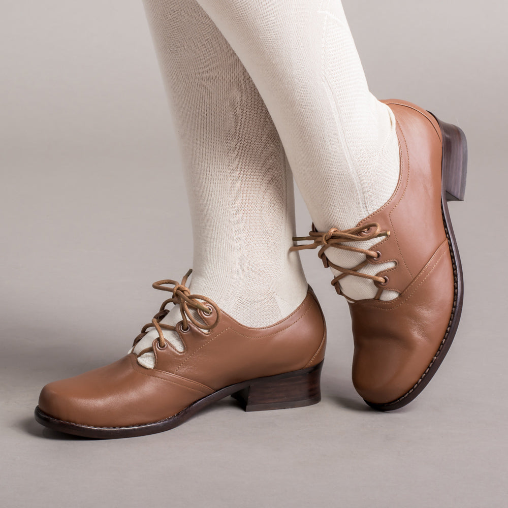Ghillie Vintage Lace-Up Shoes (Tan) 5