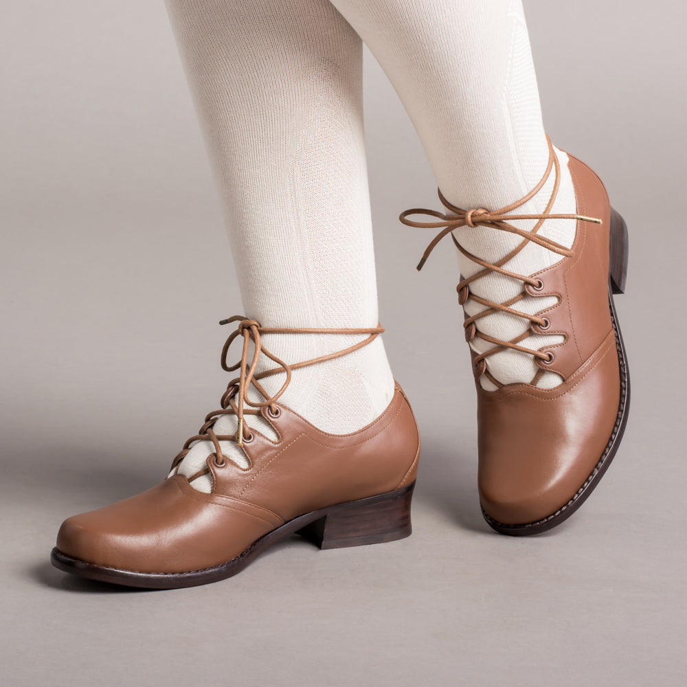 Ghillie Vintage Lace-Up Shoes (Tan) 5