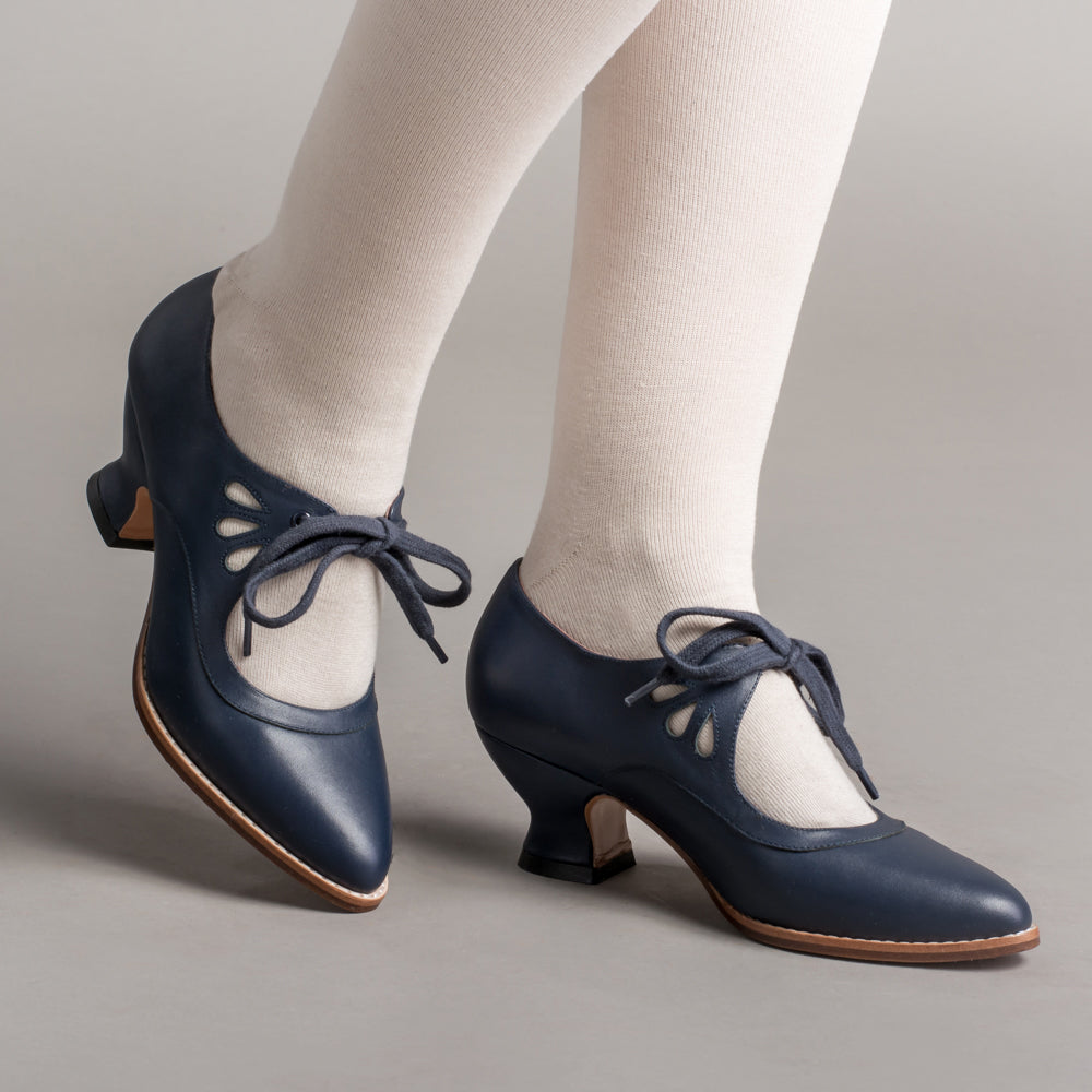 Gibson Women's Edwardian Leather Shoes (Navy) – American Duchess