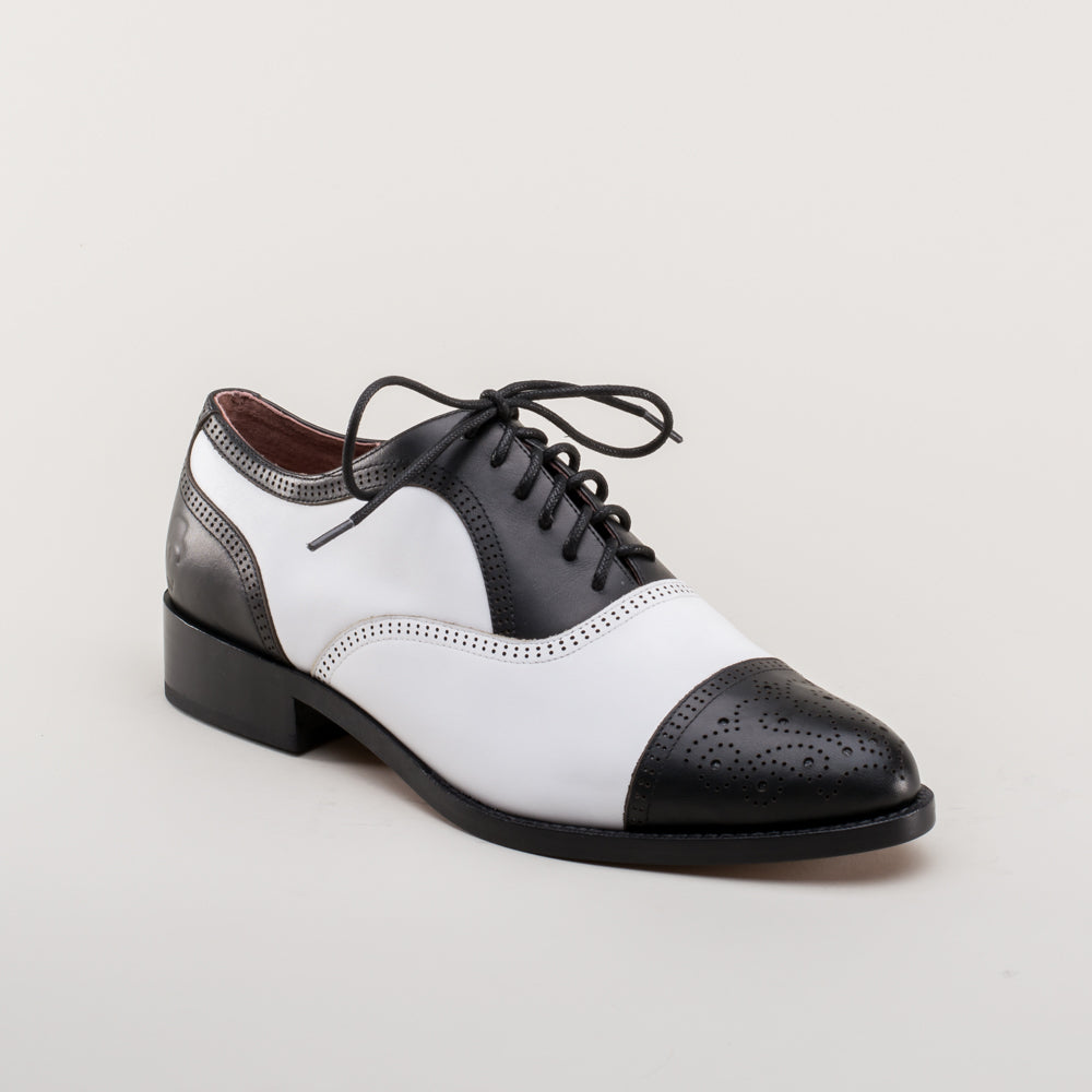 Gladys Vintage Cap Toe Oxfords (Black/White) – American Duchess