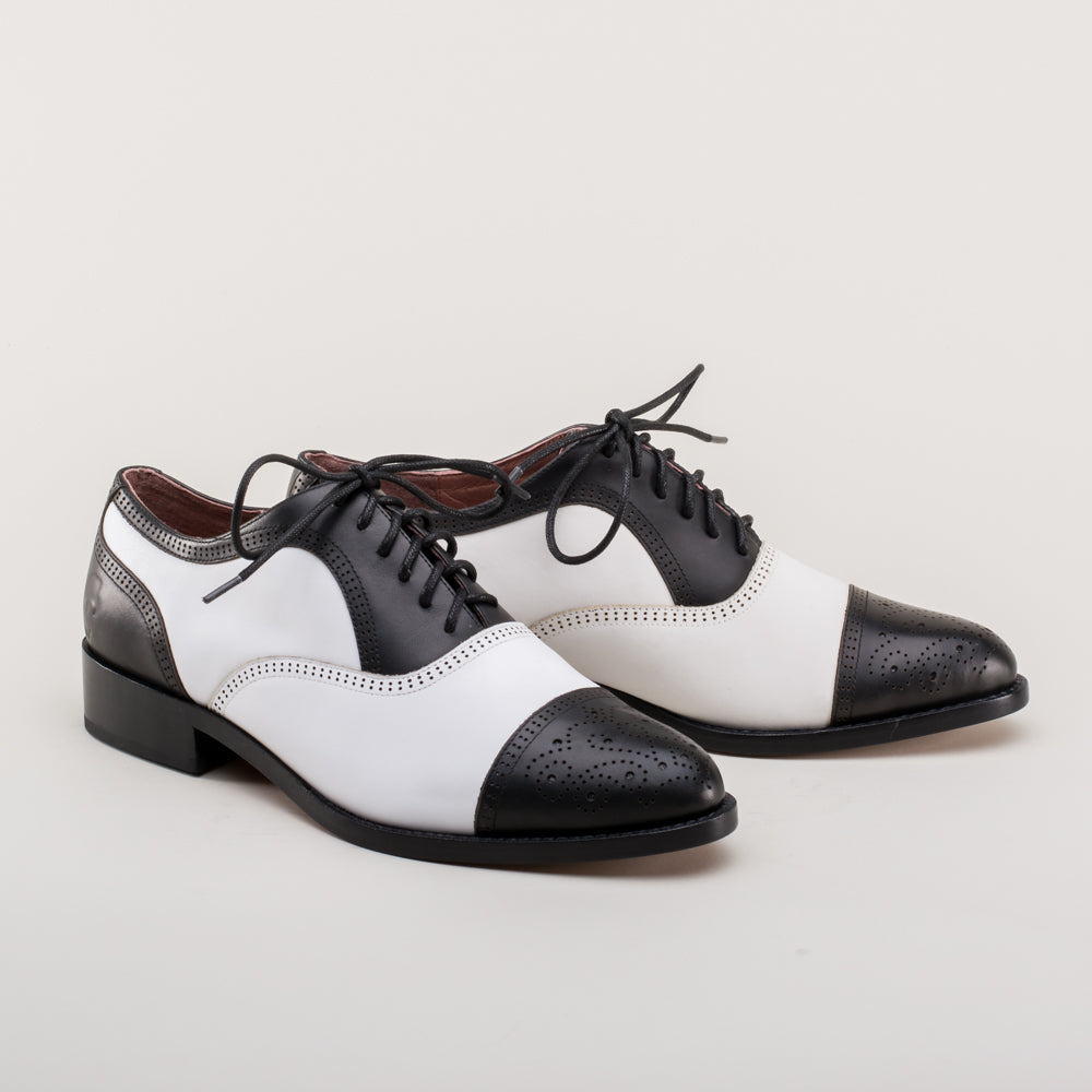 ◇美品 WH WHS-0010 Plane Toe Shoes 8/26cm