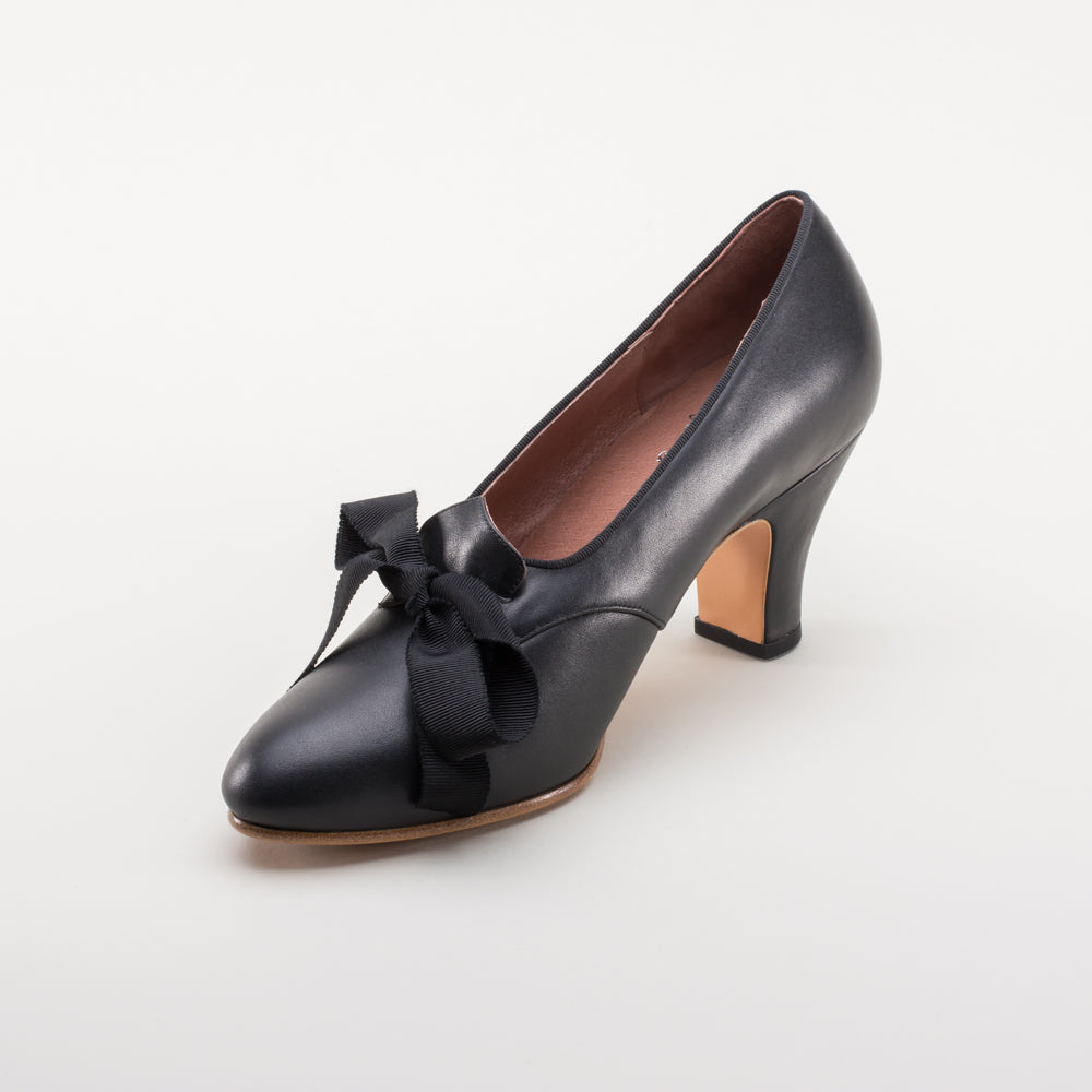 楽天 送料無料にならない Vintage Women's Hazel Pumps Duchess American – (Black) 靴