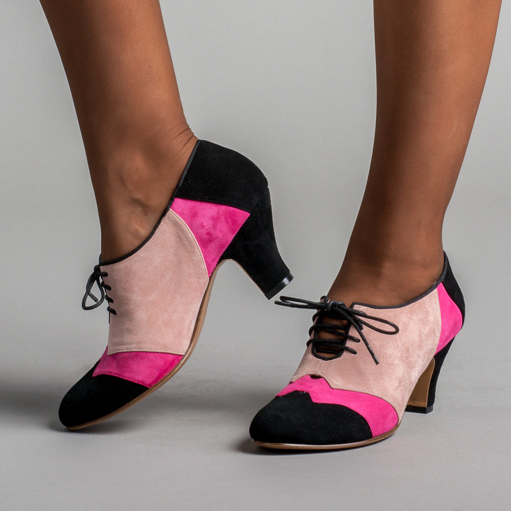 Pink and black retros new arrivals