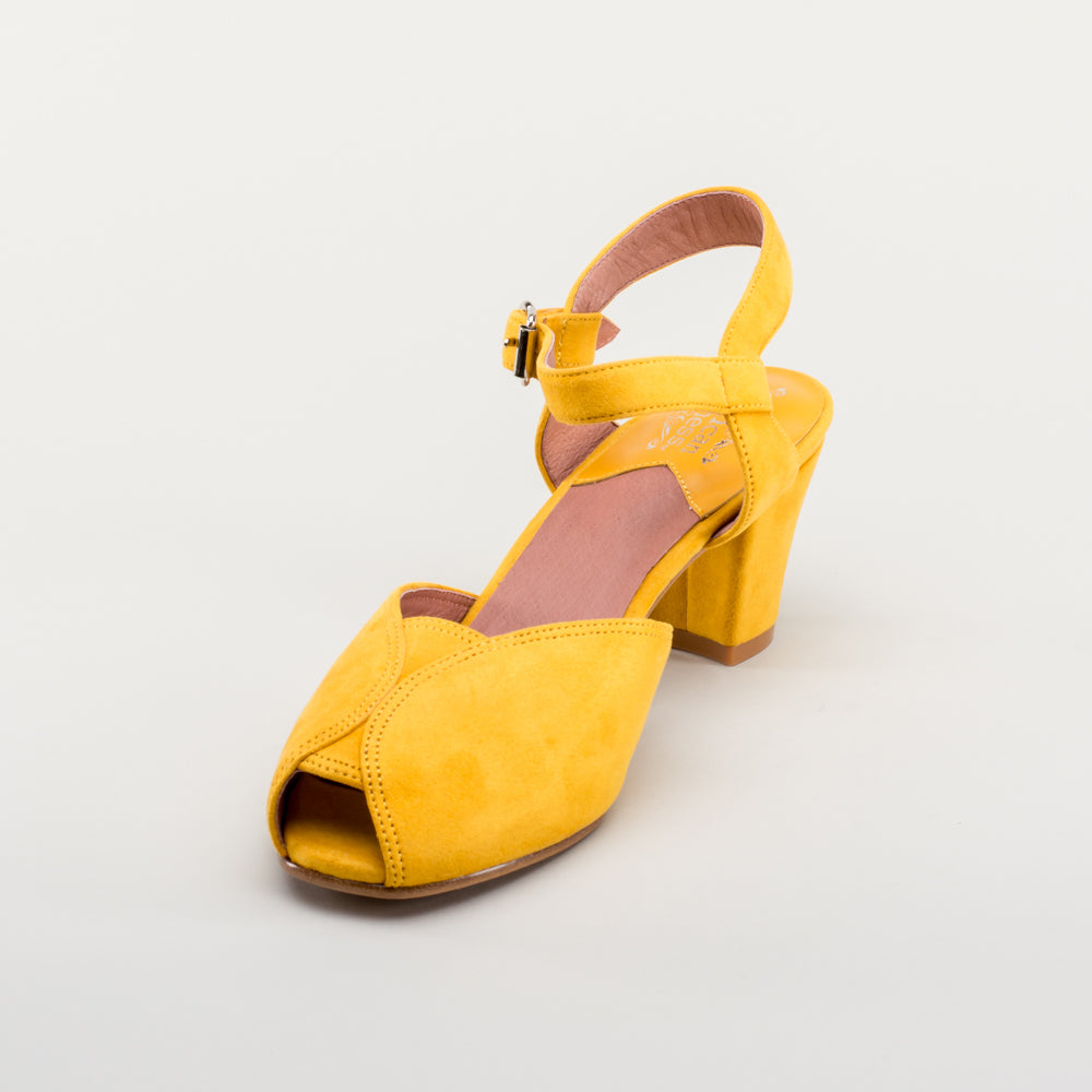 Yellow dressy sandals online