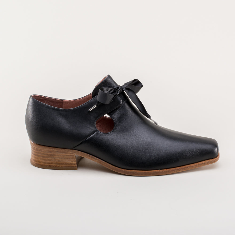 Louis Men's 17th Century Leather Shoes (Black)