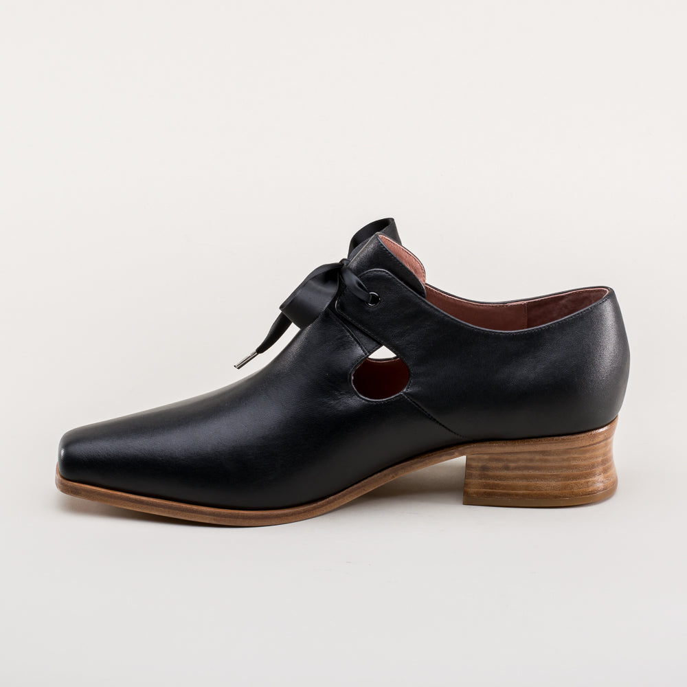 Louis Men's 17th Century Leather Shoes (Black)