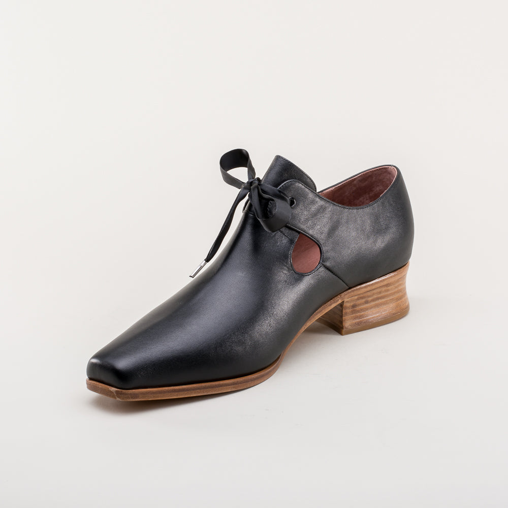 Louis Men's 17th Century Leather Shoes (Black)