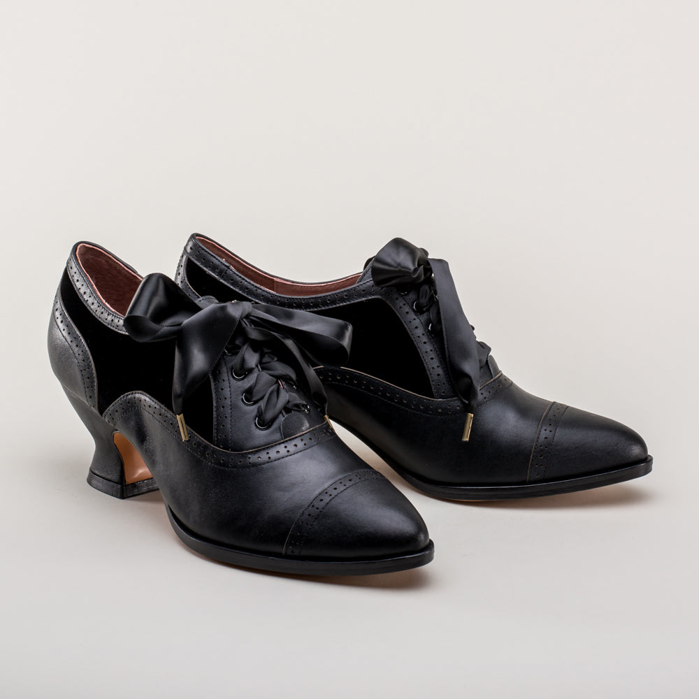 売り切れ必至！ Lucille Women's Edwardian Oxfords (Black/Black) – American 靴
