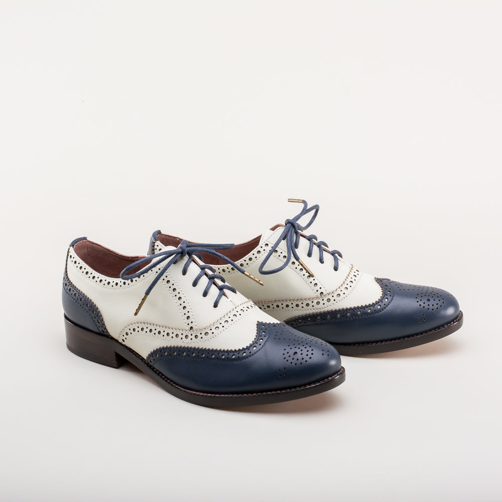 Women's spectator shop oxford shoes