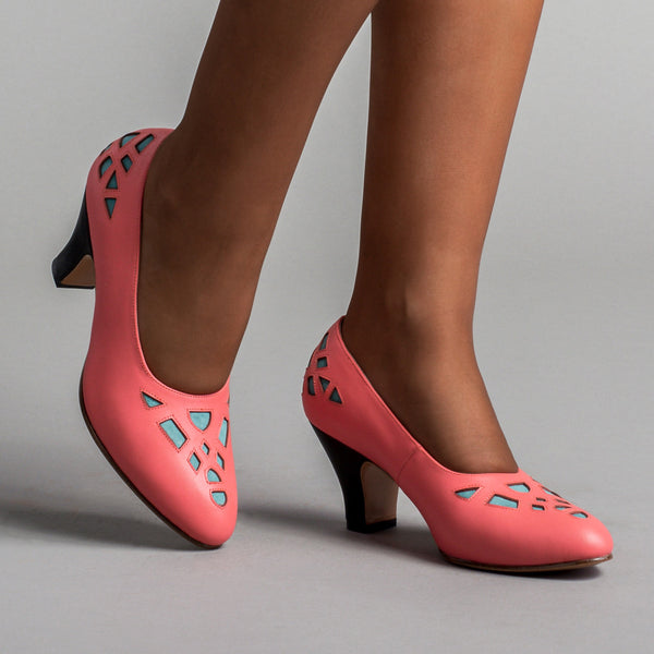 Meme Women's Vintage Pumps (Pink/Teal/Black) – American Duchess Meme Women's Vintage Pumps (Pink/Teal/Black) – American Duchess