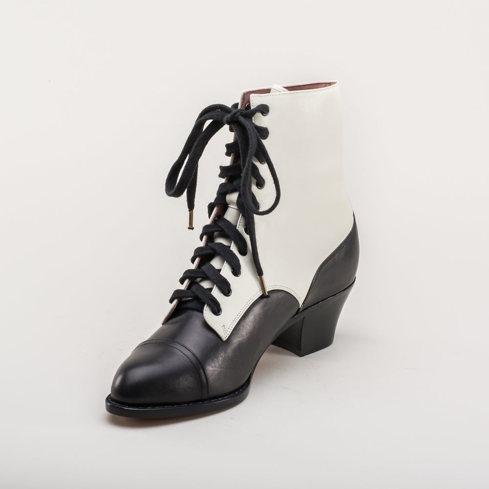 Paris Women's Boots (Ivory/Black)