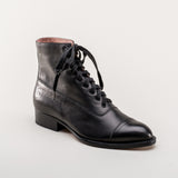 Rainey Vintage Lace-Up Boots (Black)